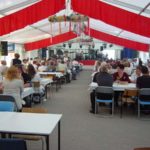 83. Pfingstbier 2003 in Roßbach (6. bis 9. Juni 2003)
Motto: "Es war schon im Munde aller, dieses Jahr kommt der Knaller!"
Pfingsttanz im Festzelt am Samstag