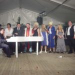 83. Pfingstbier 2003 in Roßbach (6. bis 9. Juni 2003)
Motto: "Es war schon im Munde aller, dieses Jahr kommt der Knaller!"
Pfingsttanz im Festzelt am Samstag mit Show-Programm der Pfingstburschen