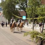 83. Pfingstbier 2003 in Roßbach (6. bis 9. Juni 2003)
Motto: "Es war schon im Munde aller, dieses Jahr kommt der Knaller!"
Der Festumzug am Sonntagnachmittag