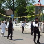 83. Pfingstbier 2003 in Roßbach (6. bis 9. Juni 2003)
Motto: "Es war schon im Munde aller, dieses Jahr kommt der Knaller!"
Der Festumzug am Sonntagnachmittag