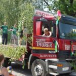 83. Pfingstbier 2003 in Roßbach (6. bis 9. Juni 2003)
Motto: "Es war schon im Munde aller, dieses Jahr kommt der Knaller!"
Der Festumzug am Sonntagnachmittag