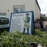 Festumzug mit dem Motto: "Einmal um die ganze Welt!"