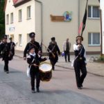 Festumzug mit dem Motto: "Einmal um die ganze Welt!"