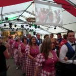 91. Pfingstbier 2011 in Roßbach (10. bis 13. Juni 2011)
Pfingsttanz im Festzelt am Sonntag mit Show-Programm der Pfingstburschen